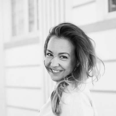Модата като визуален разказ: Интервю с Ребека Енглинг